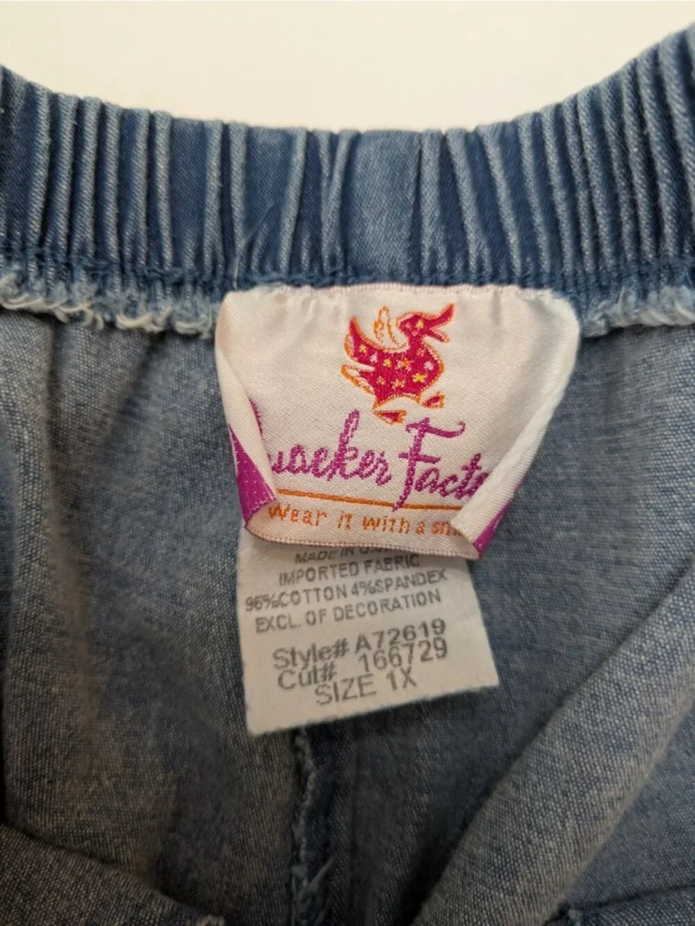 Quacker Factory Elastic Waist Jean Pants Womens Size 1X Rhinestone Detail - Picture 7 of 7